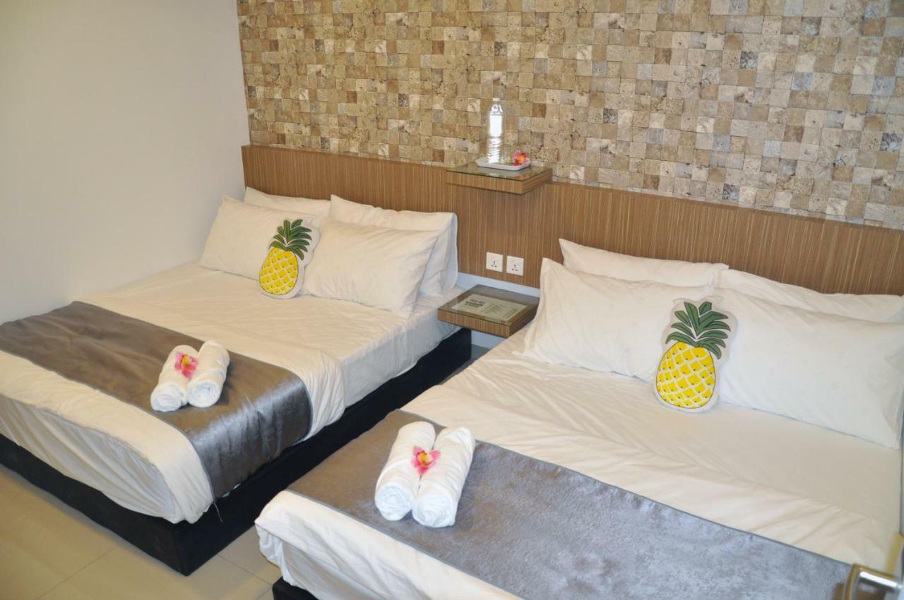 Teruntum 96 Guest House 콴탄 외부 사진
